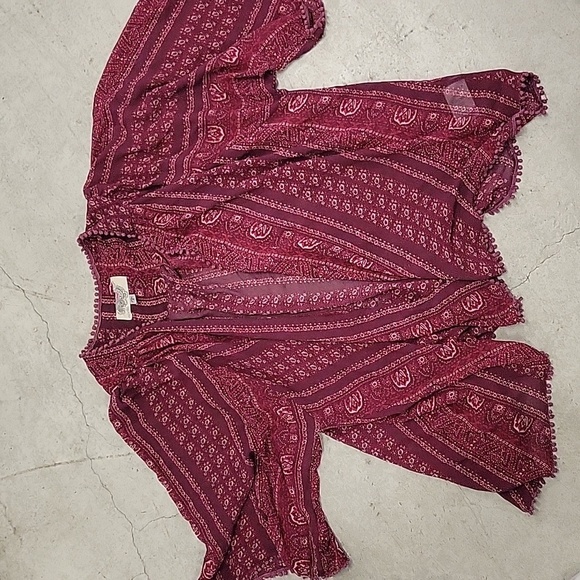 Ecote Burgundy Chiffon Kimono Size Small - Picture 2 of 5